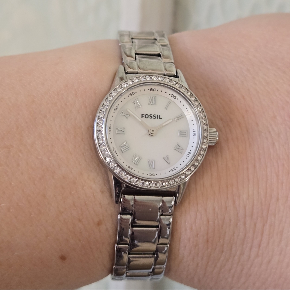 Fossil Silver Tone Crystal Bezel Watch